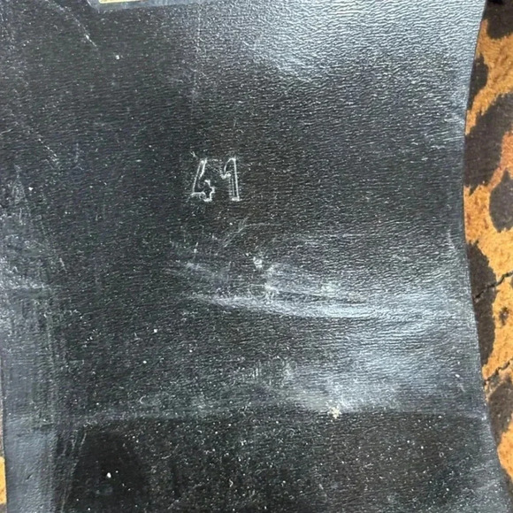 Girotti Chelsea Leopard Print Ankle Boots - Picture 5 of 7